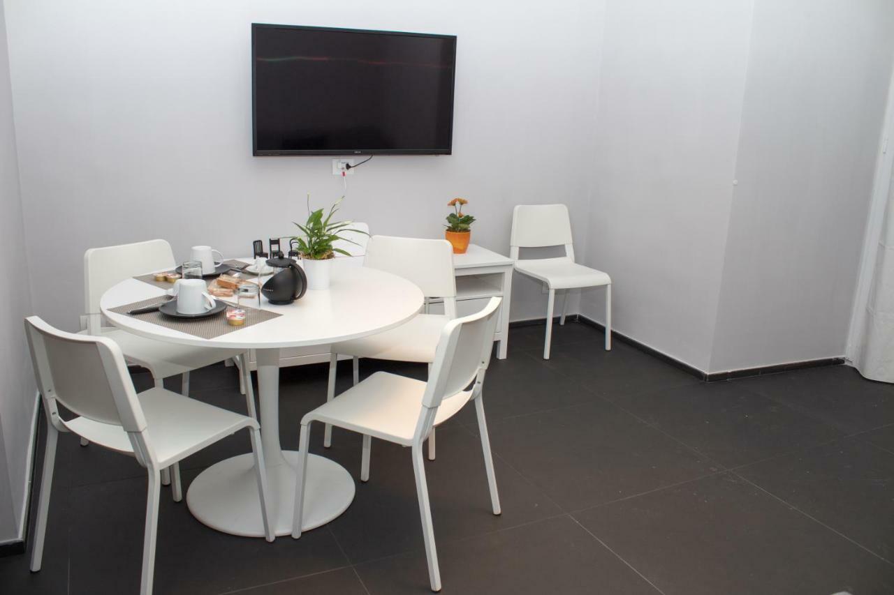 Residenza Spinelli Appartement Napels Buitenkant foto